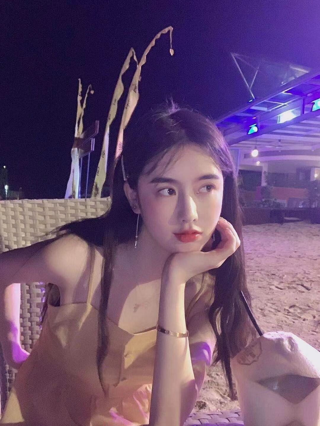 武漢哪里有高級會所服務中心啊電話